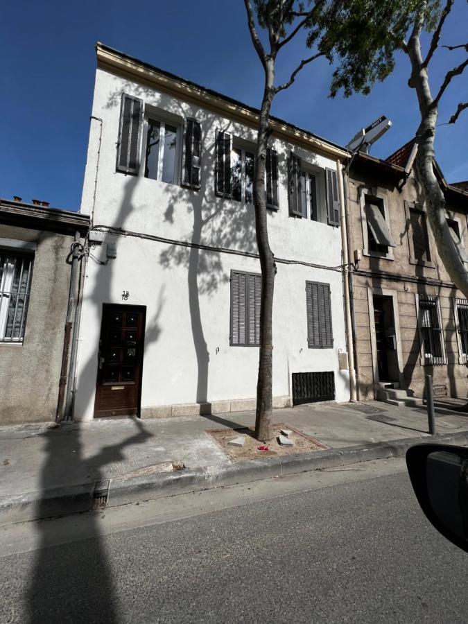 Les jardins marseillais 3 - appartement 4 personnes - plages calanques- stade vélodrome - hôpital la Timone Marsella Exterior foto